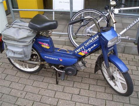 a_mein_moped